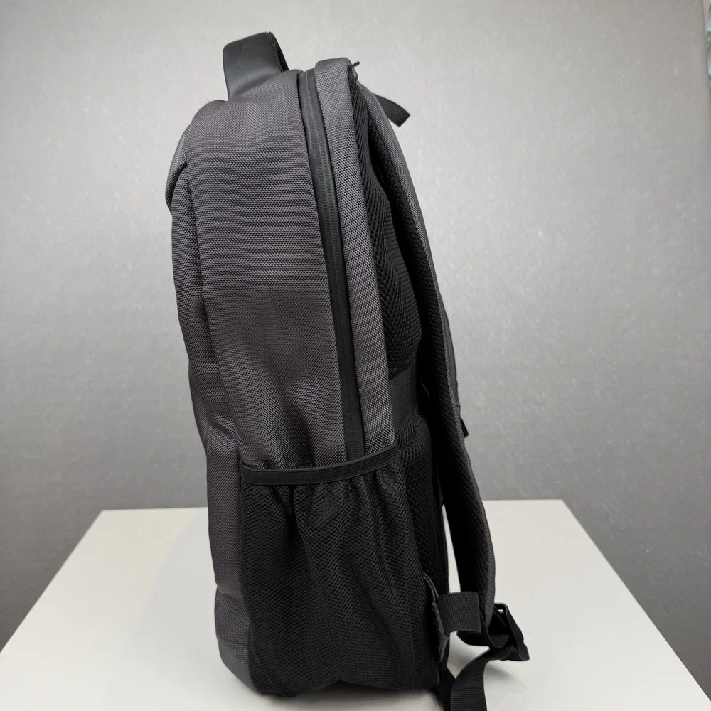 ARCTIC HUNTER Men Laptop Business Waterproof Backpack School Bag Black Gray